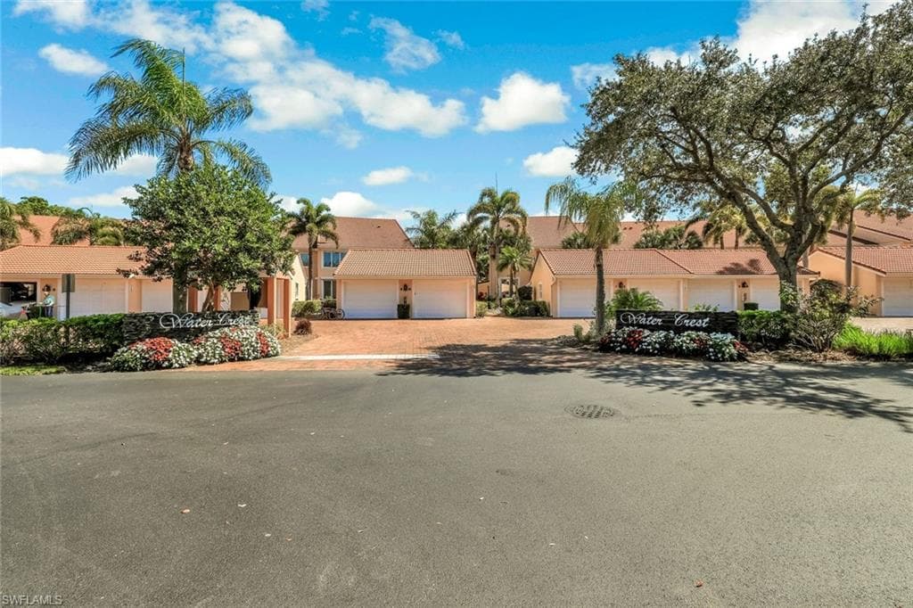 2385 Hidden Lake DR # 4502, NAPLES FL 34112-34