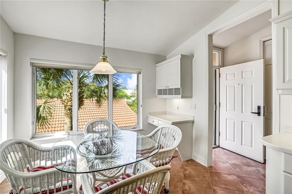 2385 Hidden Lake DR # 4502, NAPLES FL 34112-3