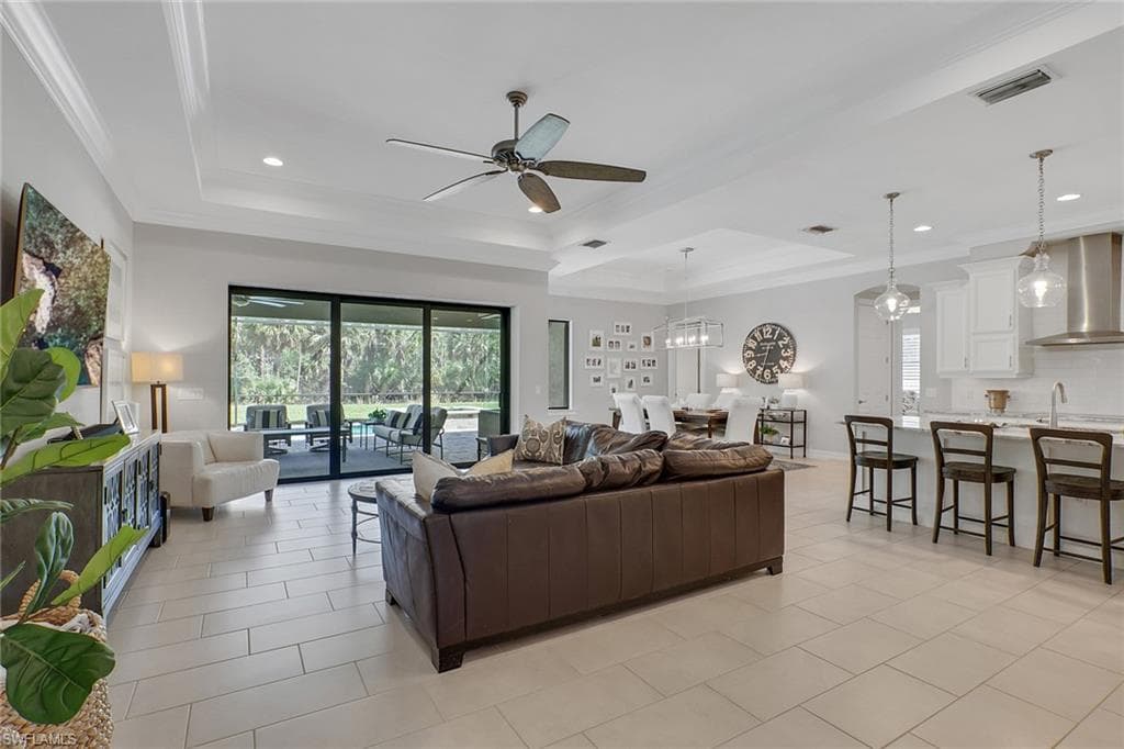 1511 Mockingbird DR, NAPLES FL 34120-5
