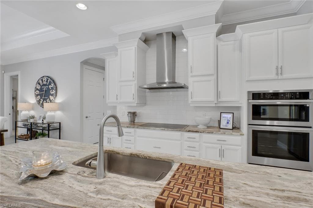 1511 Mockingbird DR, NAPLES FL 34120-12