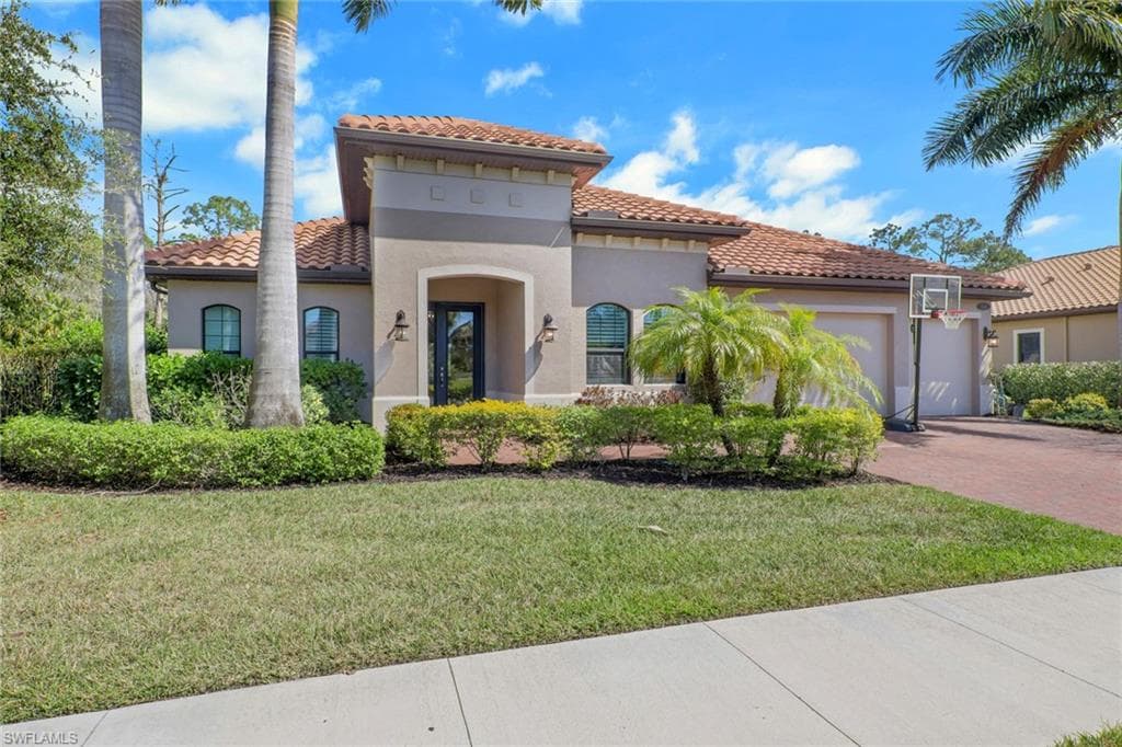 1511 Mockingbird DR, NAPLES FL 34120-4