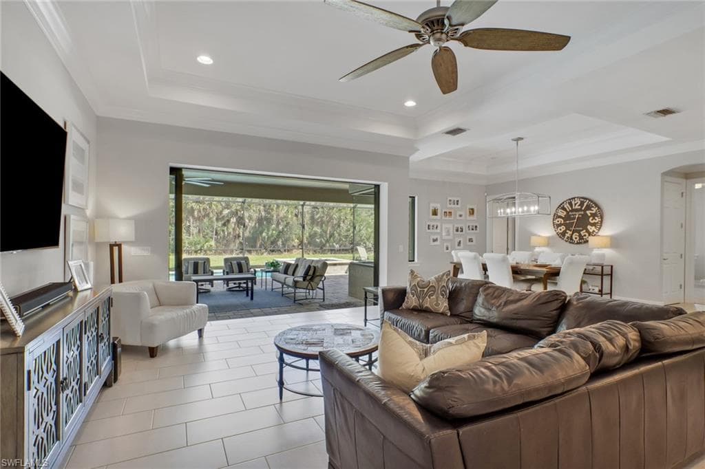 1511 Mockingbird DR, NAPLES FL 34120-33