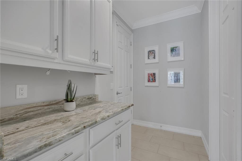 1511 Mockingbird DR, NAPLES FL 34120-10