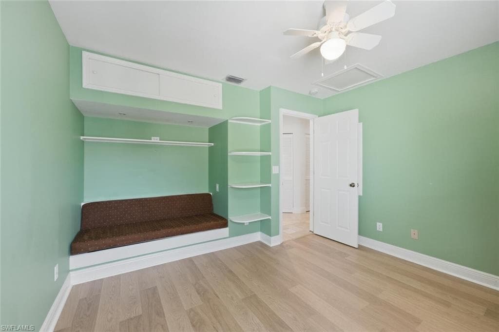9844 Luna CIR # 201D, NAPLES FL 34109-21