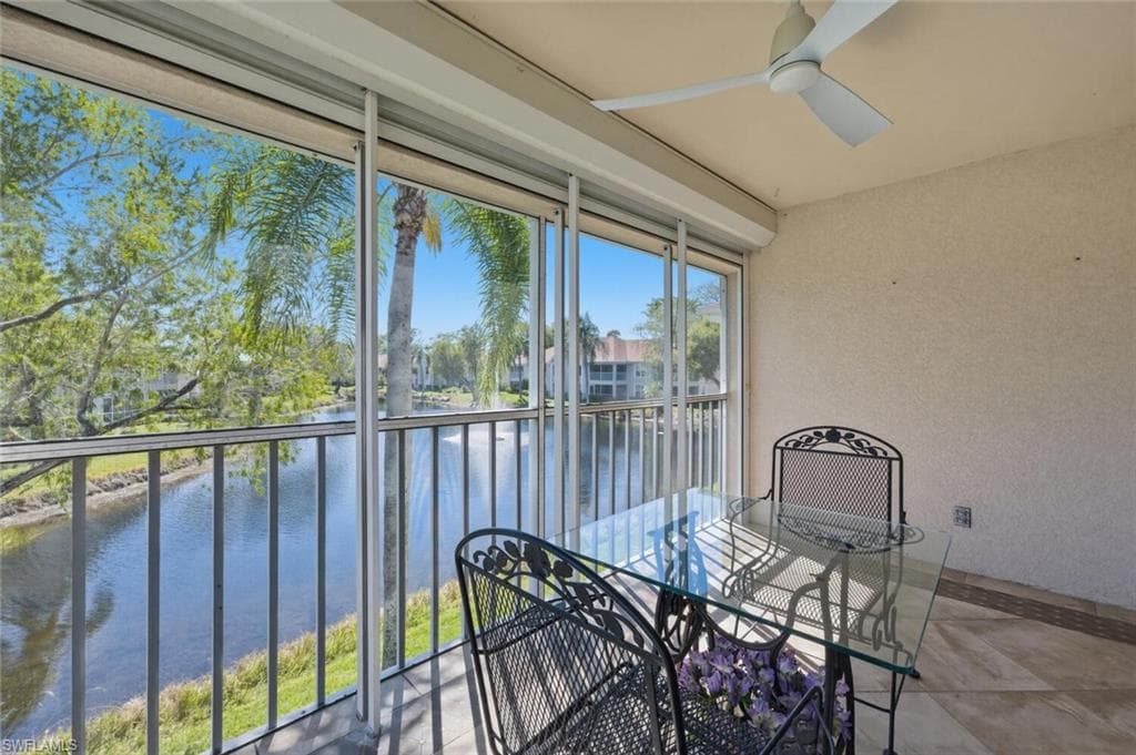 9844 Luna CIR # 201D, NAPLES FL 34109-8