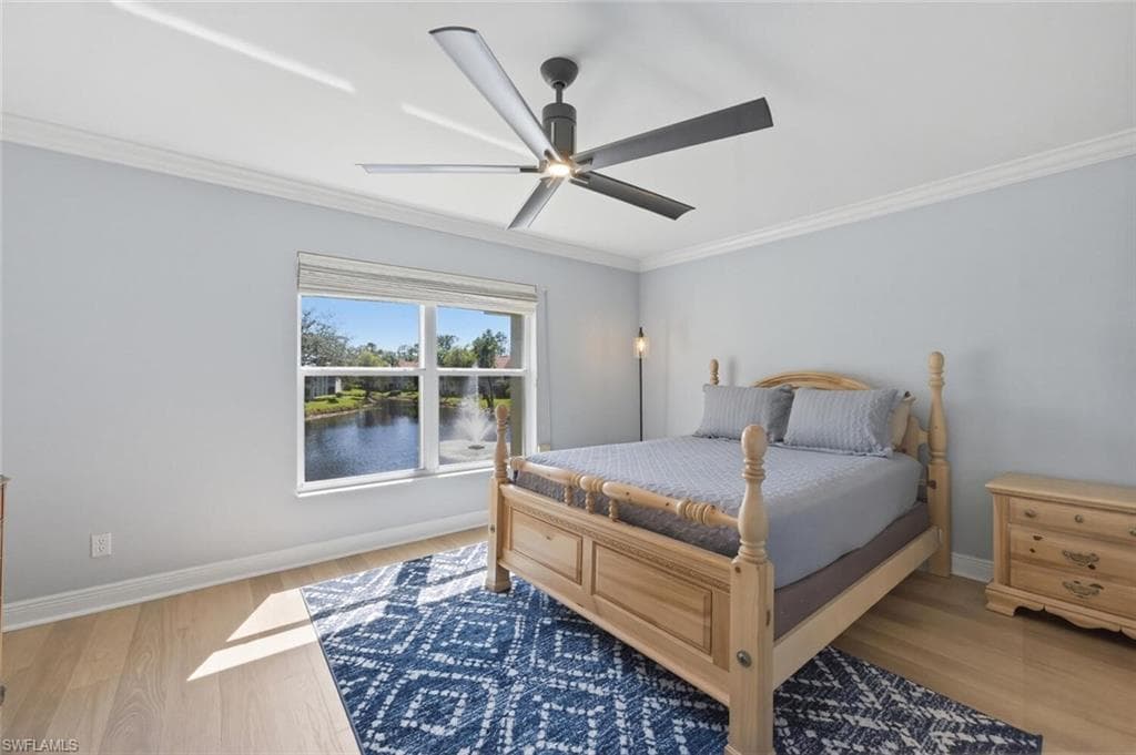 9844 Luna CIR # 201D, NAPLES FL 34109-17