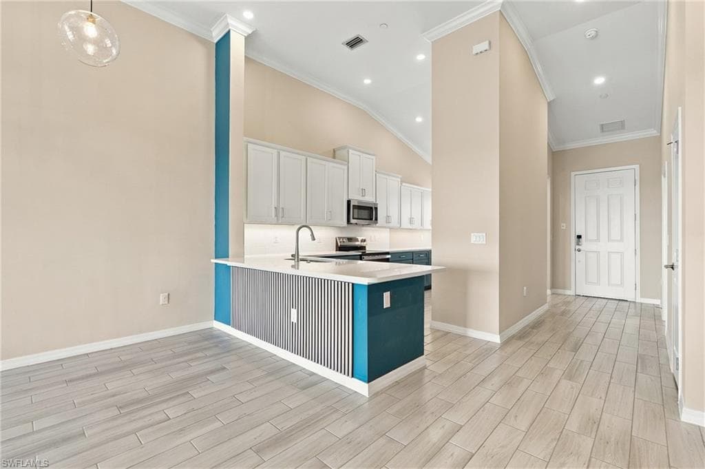 11861 Venetian Lagoon DR 203-14