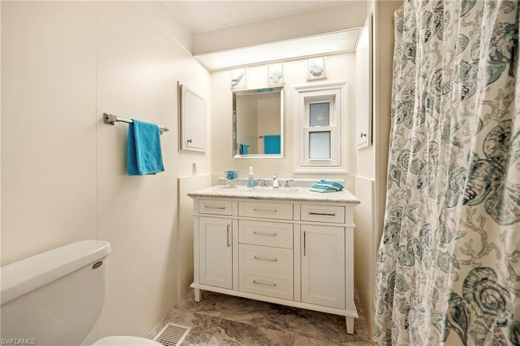 5523 Salem LN, NORTH FORT MYERS FL 33917-15