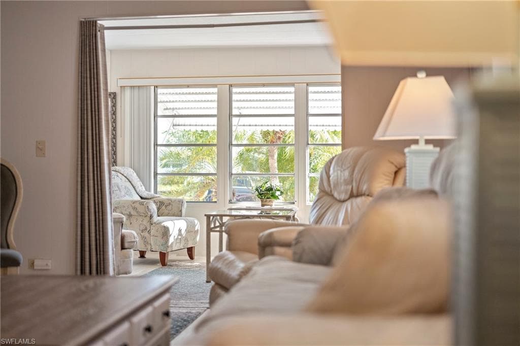 5523 Salem LN, NORTH FORT MYERS FL 33917-9