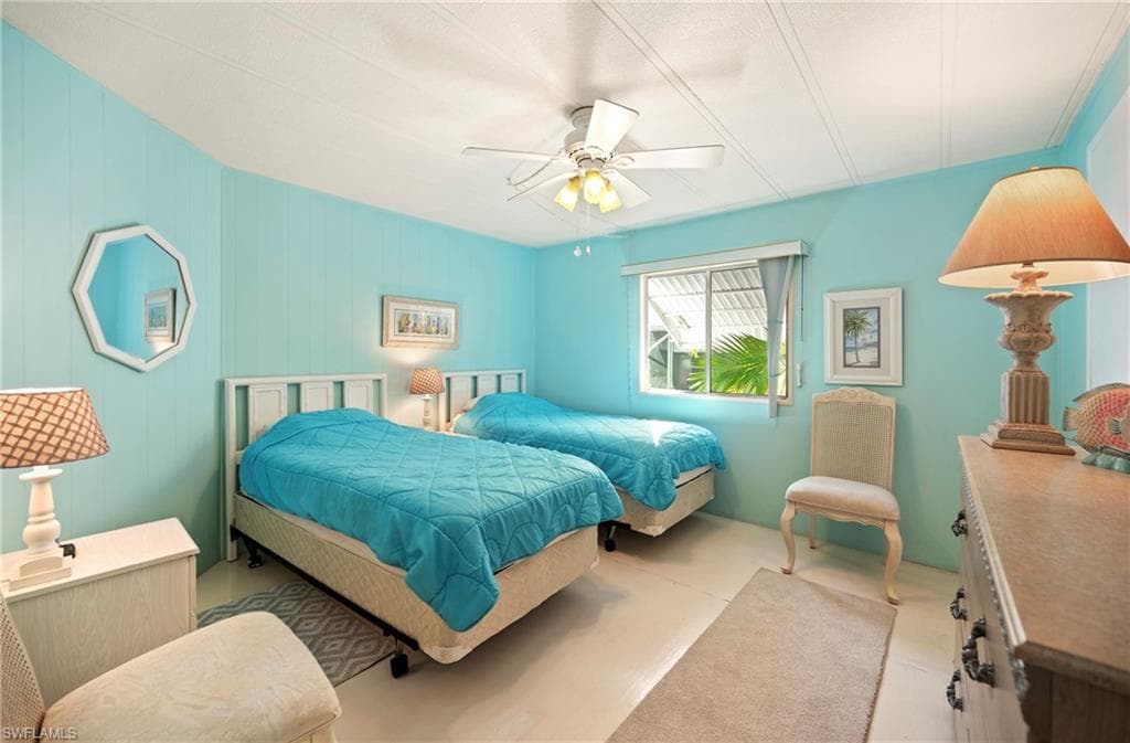 5523 Salem LN, NORTH FORT MYERS FL 33917-14