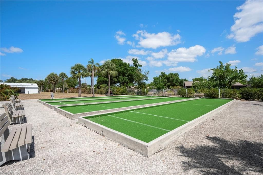 5523 Salem LN, NORTH FORT MYERS FL 33917-38