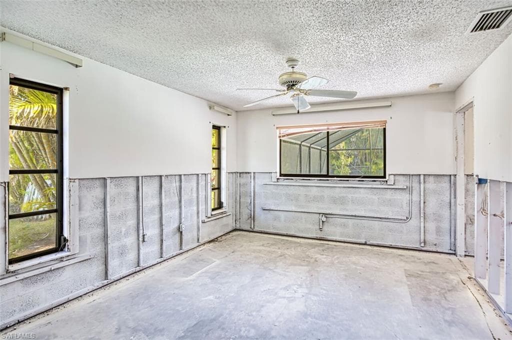 14922 Bonaire CIR-29