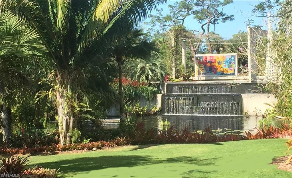 4621 Bayshore DR # Q6, NAPLES FL 34112-26