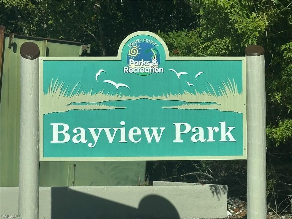 4621 Bayshore DR # Q6, NAPLES FL 34112-18