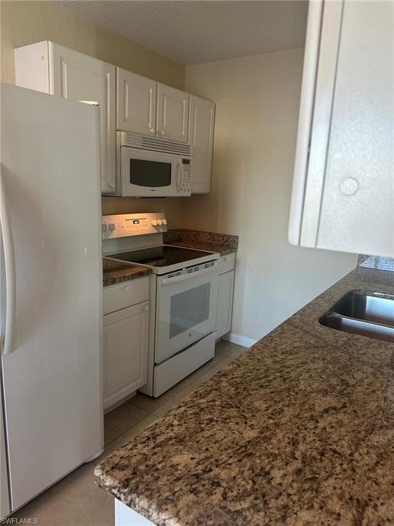 4621 Bayshore DR # Q6, NAPLES FL 34112-3