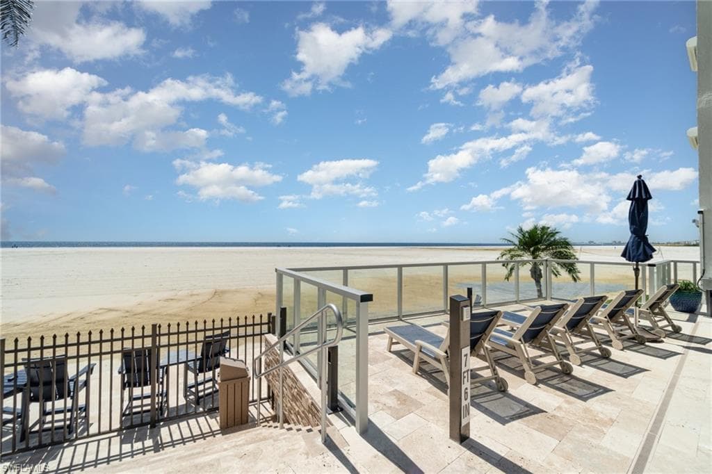 6612 Estero BLVD # 1104, FORT MYERS BEACH FL 33931-10