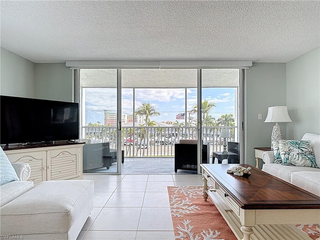 7148 Estero BLVD # 323, FORT MYERS BEACH FL 33931-16