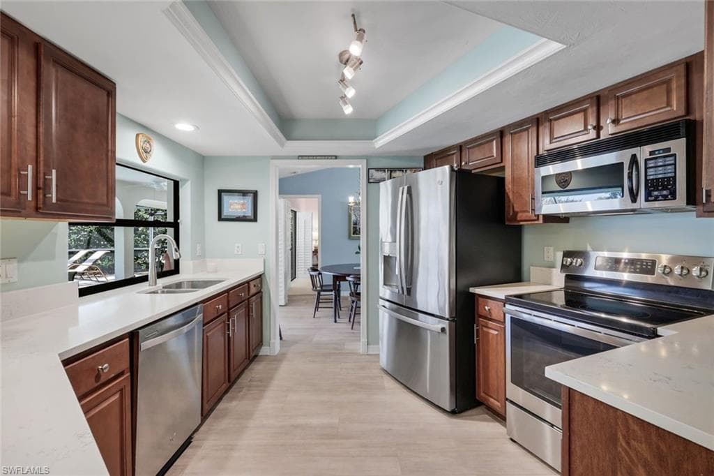 9632 Campbell CIR, NAPLES FL 34109-5