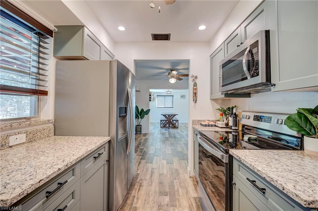 4871 Shady River LN, FORT MYERS FL 33905-11