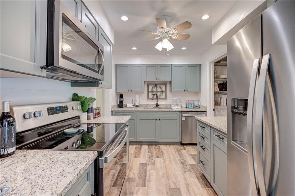 4871 Shady River LN, FORT MYERS FL 33905-9