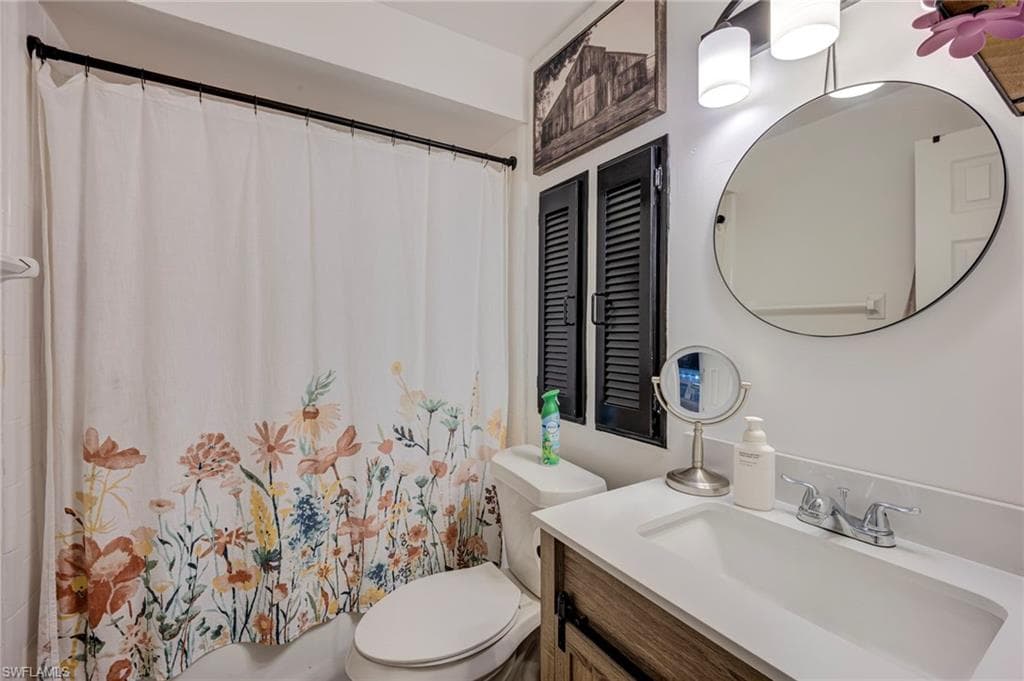 4871 Shady River LN, FORT MYERS FL 33905-18