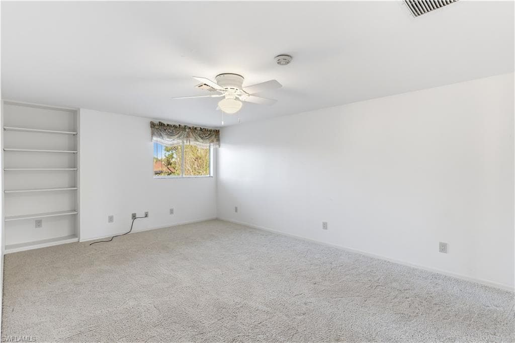 12423 McGregor Woods CIR, FORT MYERS FL 33908-26