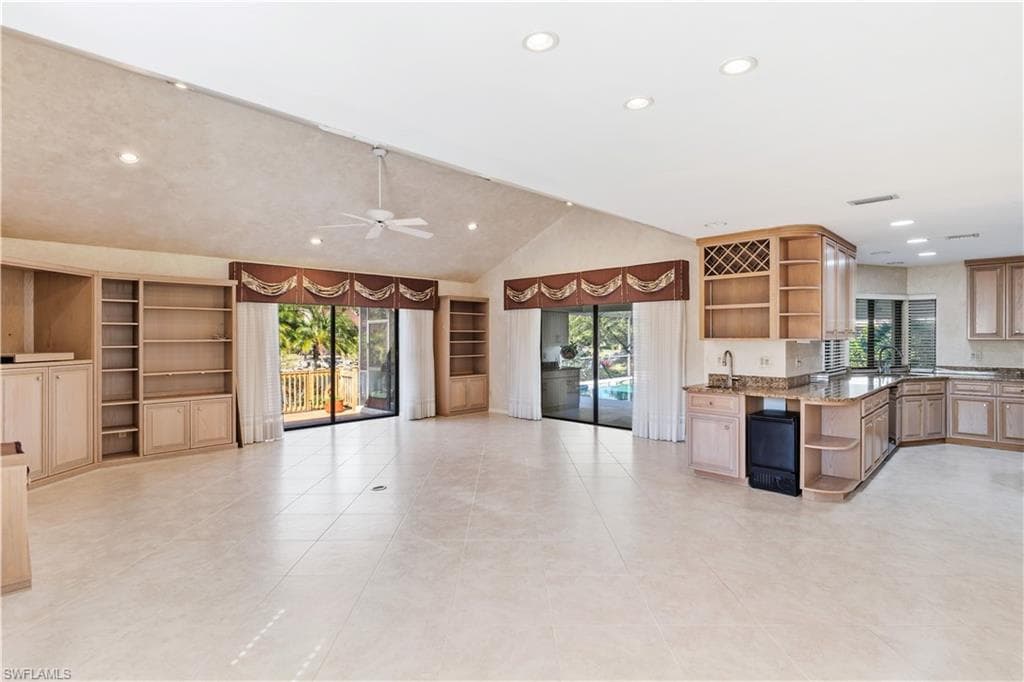 12423 McGregor Woods CIR, FORT MYERS FL 33908-15