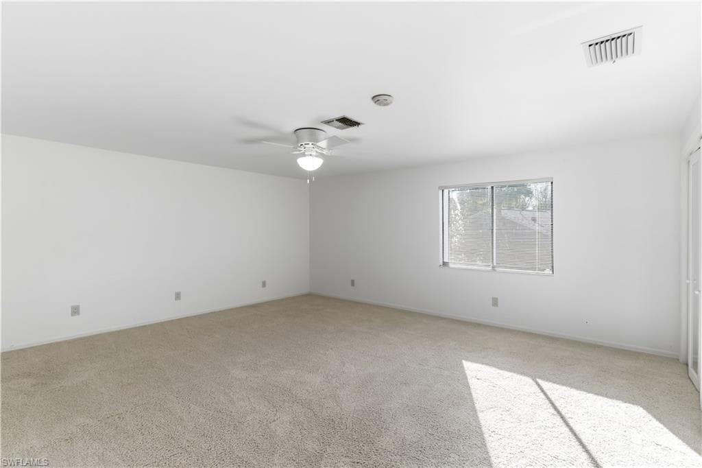 12423 McGregor Woods CIR, FORT MYERS FL 33908-25