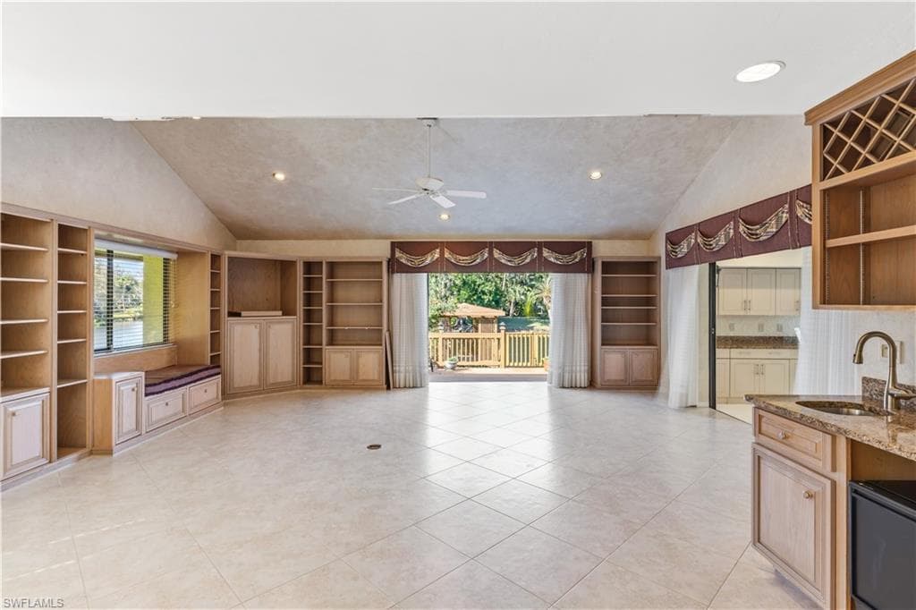 12423 McGregor Woods CIR, FORT MYERS FL 33908-13