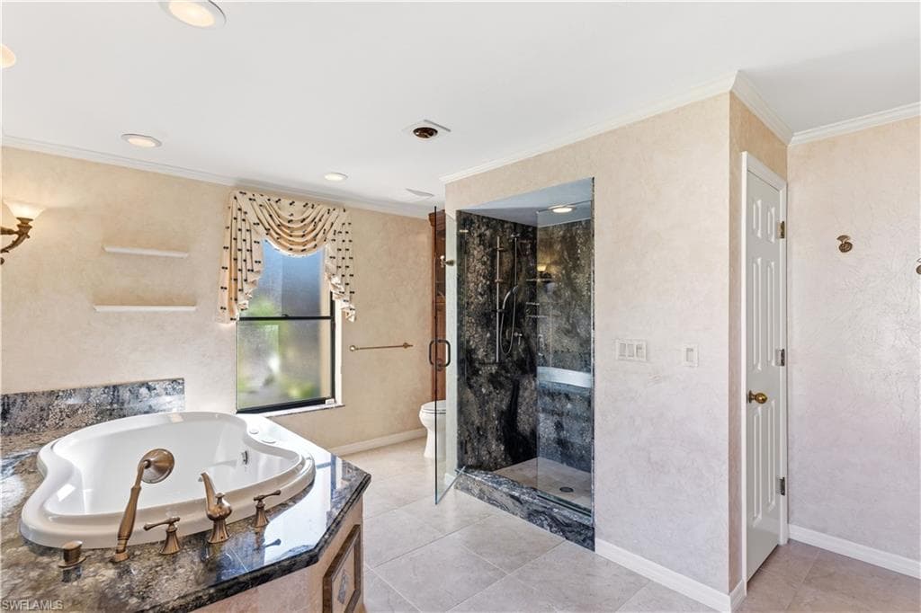 12423 McGregor Woods CIR, FORT MYERS FL 33908-17