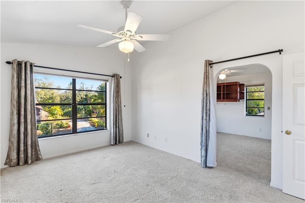 12423 McGregor Woods CIR, FORT MYERS FL 33908-28