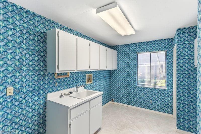 12423 McGregor Woods CIR, FORT MYERS FL 33908-24