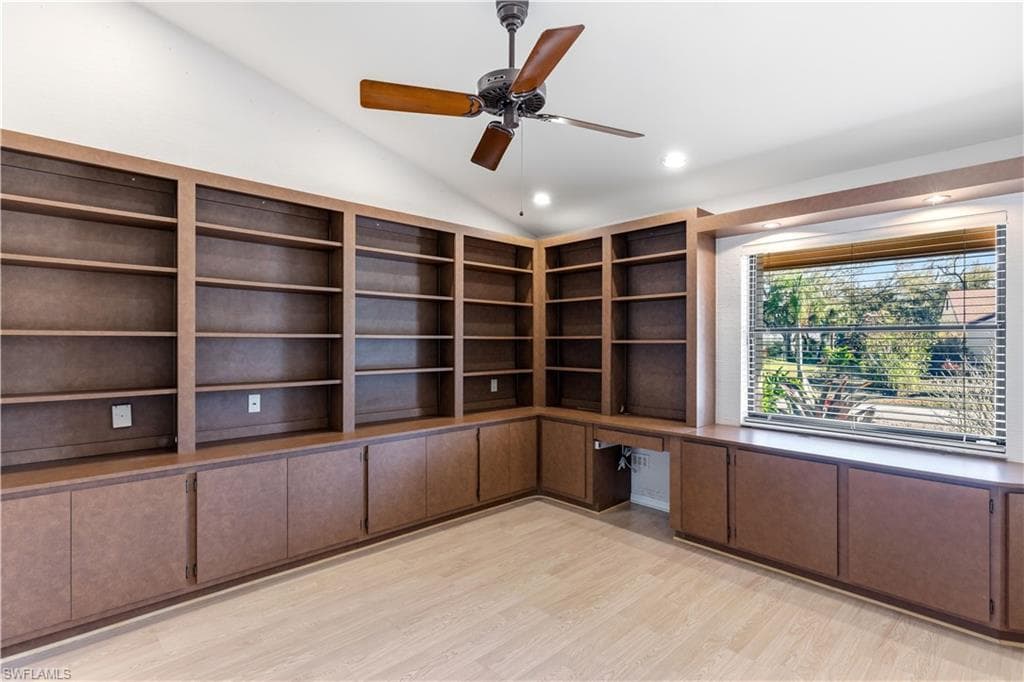 12423 McGregor Woods CIR, FORT MYERS FL 33908-20