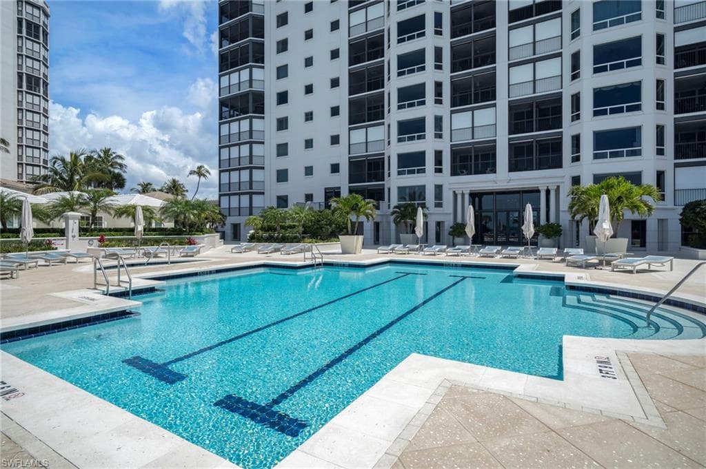 8473 Bay Colony DR 1401-45