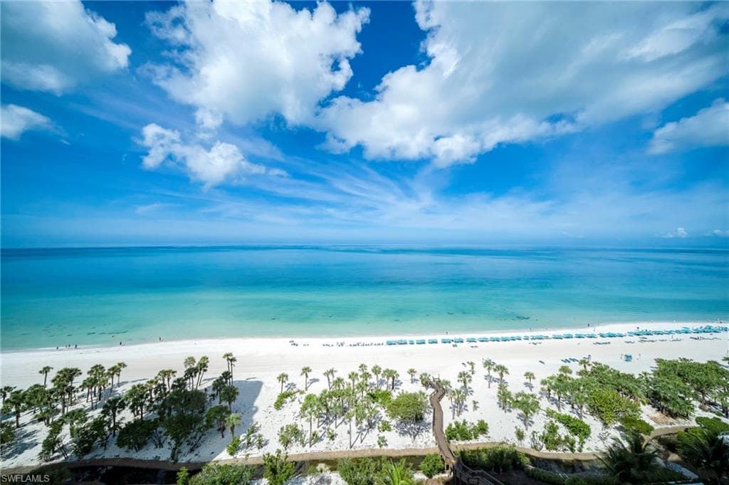 8473 Bay Colony DR 1401-42