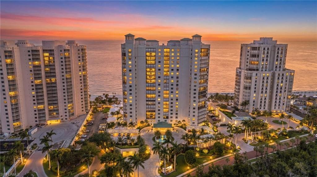 8473 Bay Colony DR 1401-2
