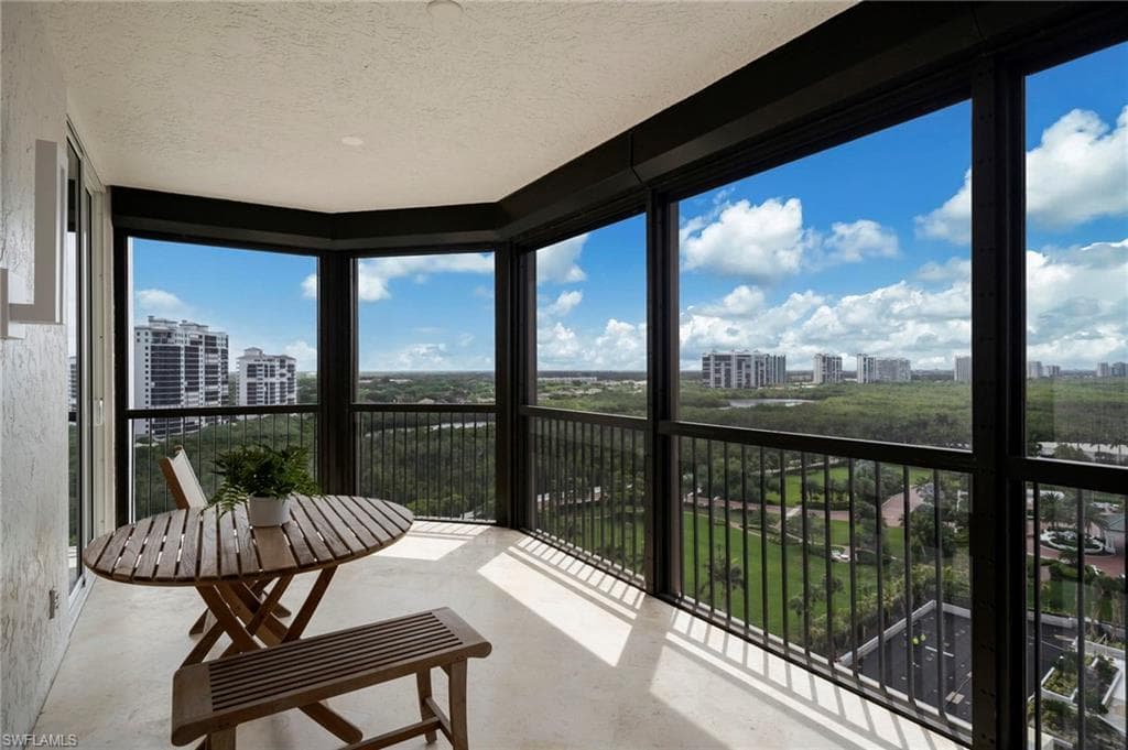 8473 Bay Colony DR 1401-34