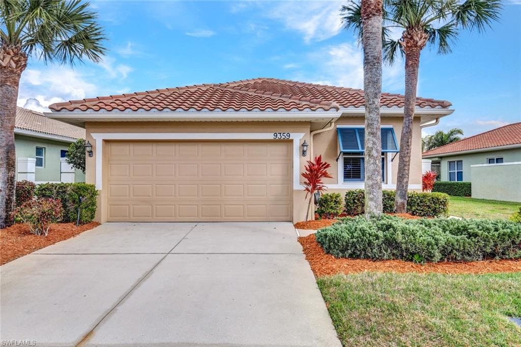 9359 Trieste DR-2