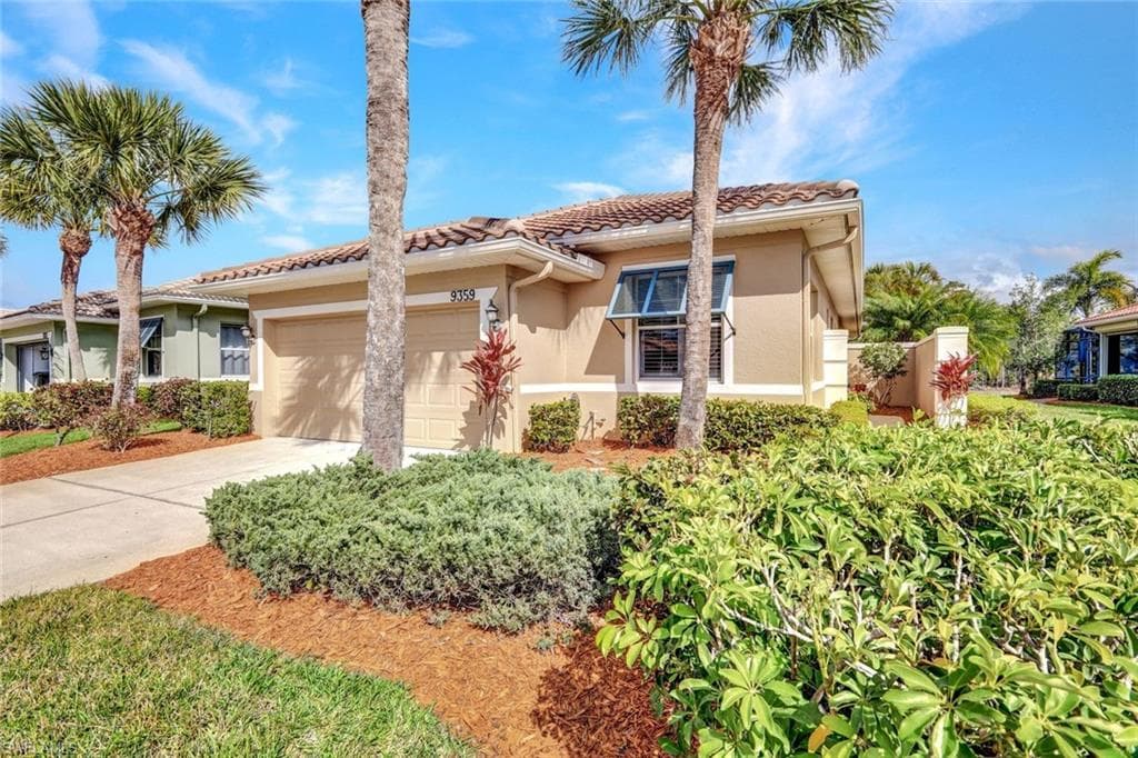 9359 Trieste DR-1
