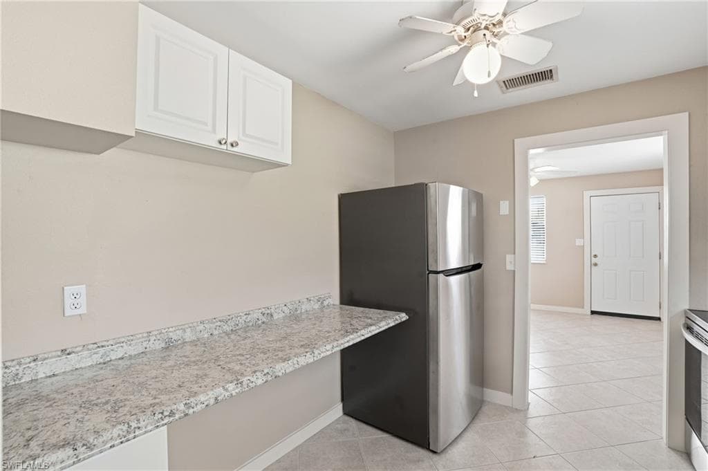 530 92nd AVE N, NAPLES FL 34108-5