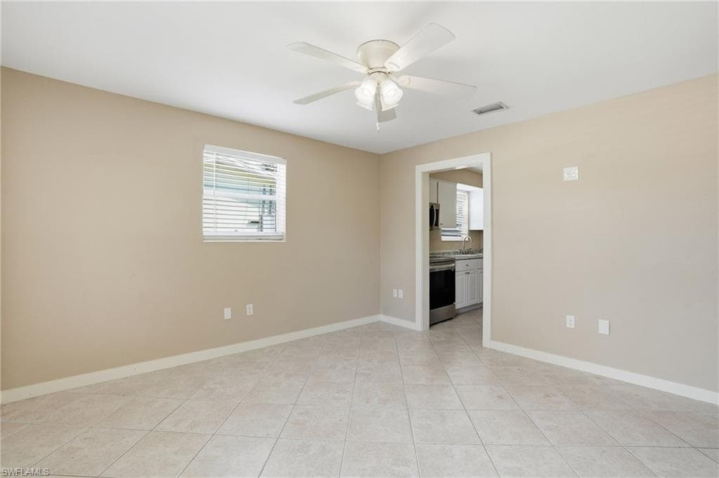 530 92nd AVE N, NAPLES FL 34108-9