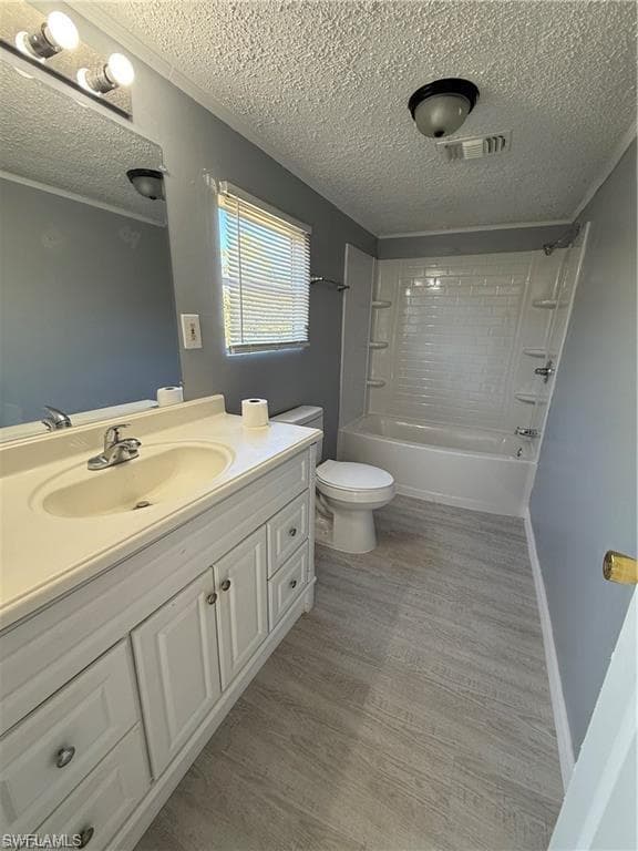 21 Ocho Rios, NAPLES FL 34114-3