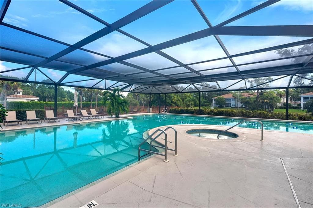 6899 Rain Lily RD # 103, NAPLES FL 34109-31