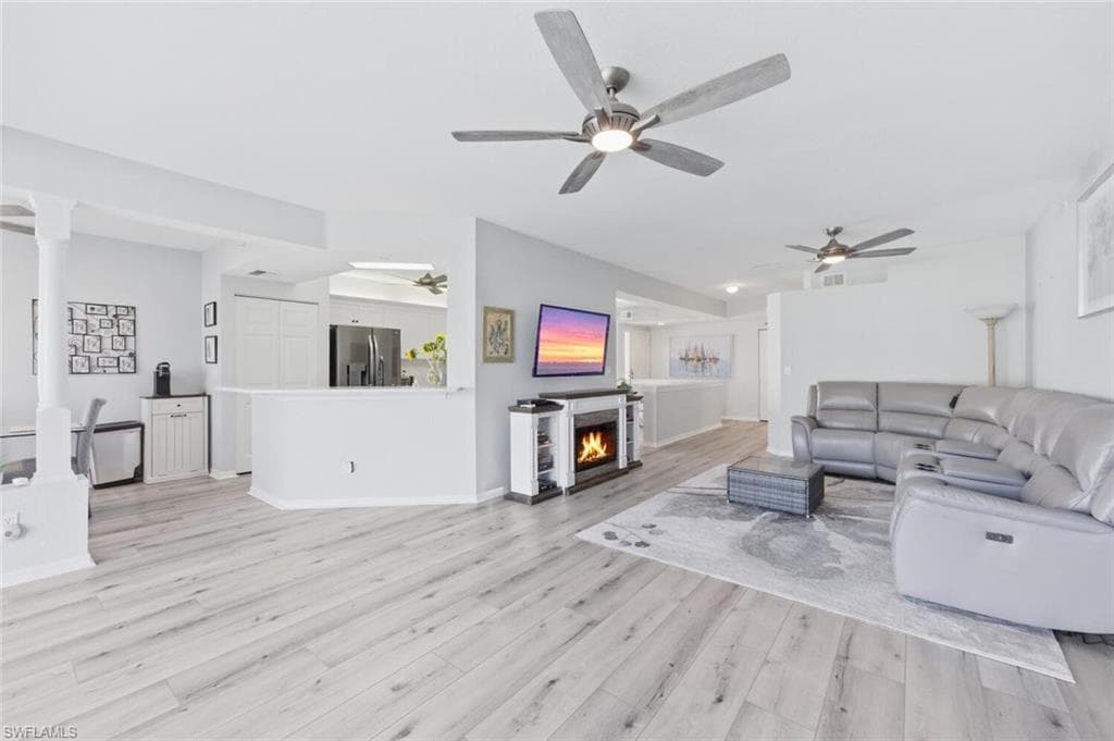 6899 Rain Lily RD # 103, NAPLES FL 34109-8