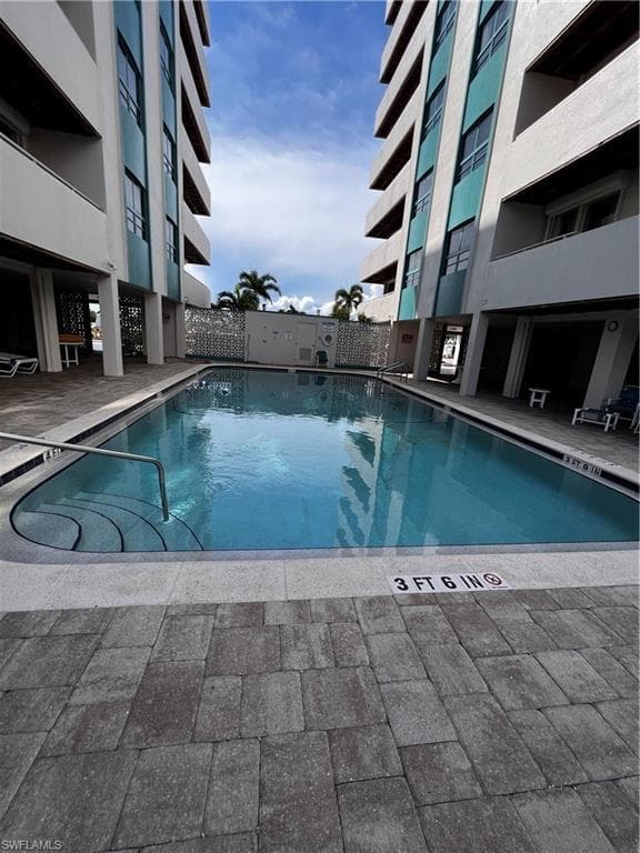 4803 Sunset CT # 106, CAPE CORAL FL 33904-1