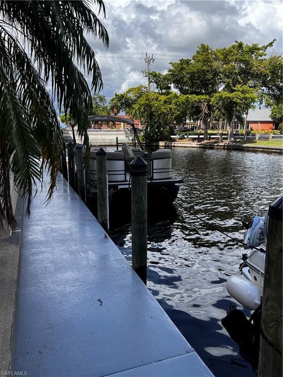 4803 Sunset CT # 106, CAPE CORAL FL 33904-27