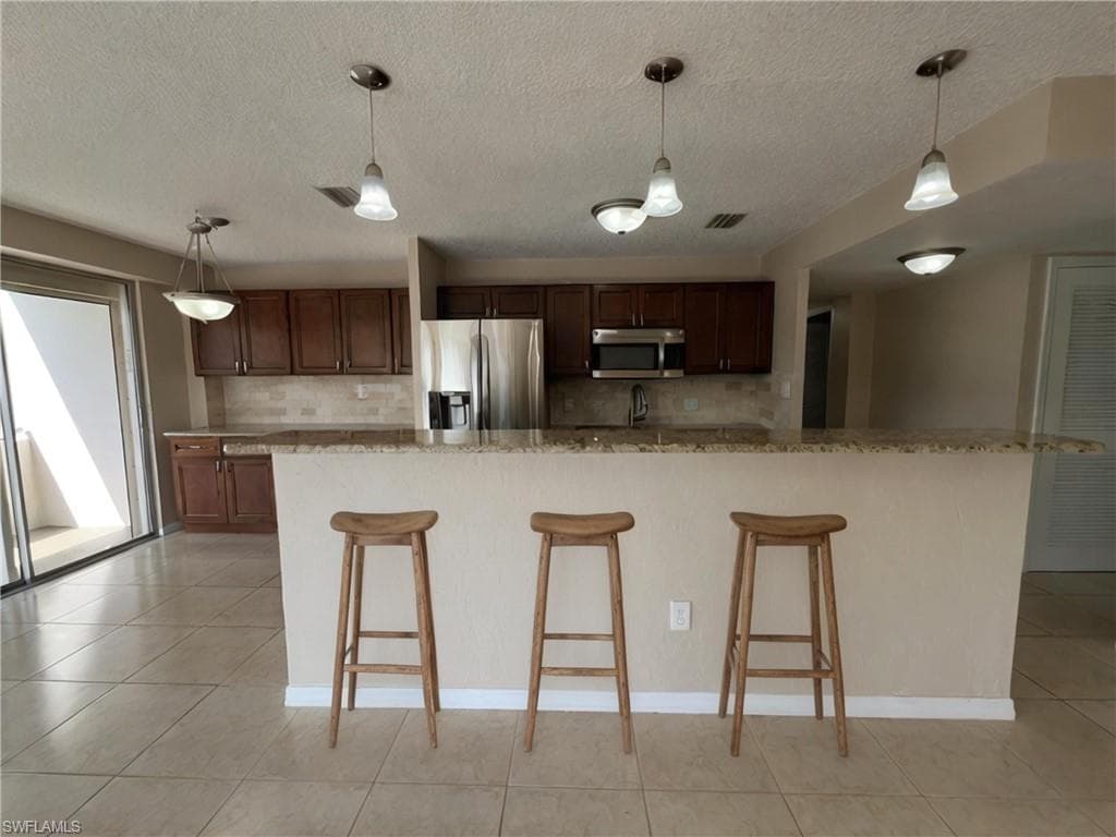 4803 Sunset CT # 106, CAPE CORAL FL 33904-8