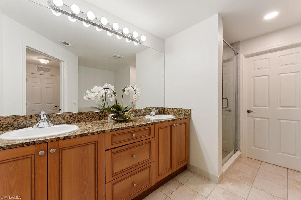 20265 Royal Villagio CT # 208, ESTERO FL 33928-5