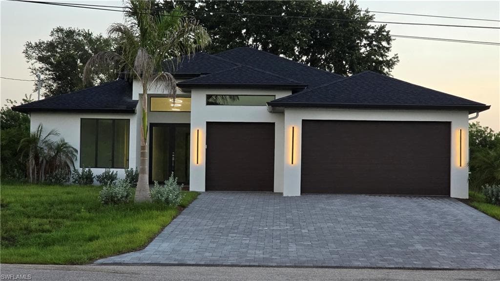 529 Theodore Vail ST E, LEHIGH ACRES FL 33974-2