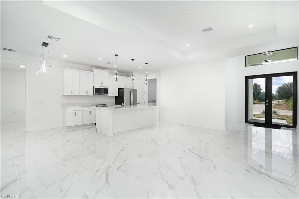 529 Theodore Vail ST E, LEHIGH ACRES FL 33974-10
